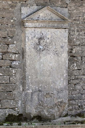 Fontaine. © Région Bourgogne-Franche-Comté, Inventaire du patrimoine Fontaine. © Région Bourgogne-Franche-Comté, Inventaire du patrimoine