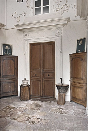 Pharmacie : vestibule. © Région Bourgogne-Franche-Comté, Inventaire du patrimoine
