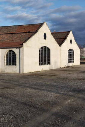 Murs-pignons sud, vue de trois-quarts. © Région Bourgogne-Franche-Comté, Inventaire du patrimoine