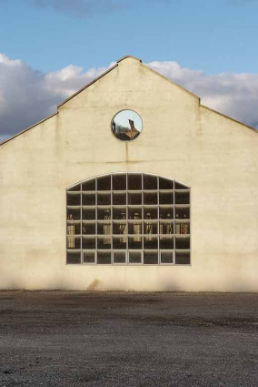 Ouvertures du mur-pignon sud du vaisseau ouest. © Région Bourgogne-Franche-Comté, Inventaire du patrimoine