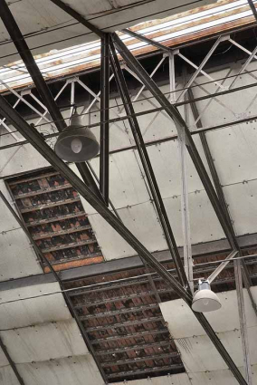 Ancien éclairage industriel. © Région Bourgogne-Franche-Comté, Inventaire du patrimoine