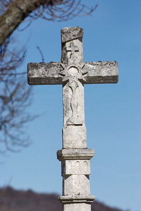 Détail, face antérieure de la croix. © Région Bourgogne-Franche-Comté, Inventaire du patrimoine