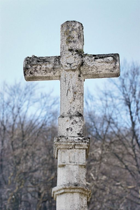 Détail, revers de la croix. © Région Bourgogne-Franche-Comté, Inventaire du patrimoine