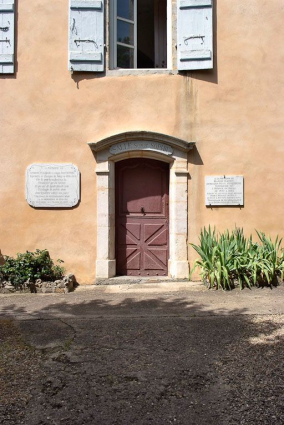 Façade antérieure, détail de la partie centrale. © Région Bourgogne-Franche-Comté, Inventaire du patrimoine