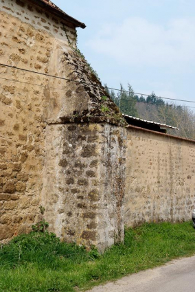 Chapelle : troisième contrefort du mur de long-pan sur rue. © Région Bourgogne-Franche-Comté, Inventaire du patrimoine