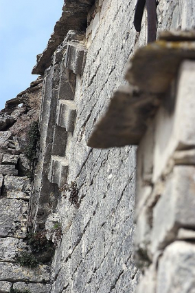 Détail : corniche. © Région Bourgogne-Franche-Comté, Inventaire du patrimoine