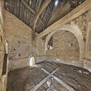 Ancienne chapelle : pièce aménagée à l'étage. © Région Bourgogne-Franche-Comté, Inventaire du patrimoine