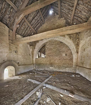 Ancienne chapelle : pièce aménagée à l'étage. © Région Bourgogne-Franche-Comté, Inventaire du patrimoine