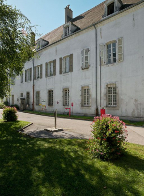 Bâtiment en L, élévation est. © Région Bourgogne-Franche-Comté, Inventaire du patrimoine