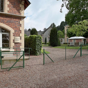 Cour de la loge du concierge. © Région Bourgogne-Franche-Comté, Inventaire du patrimoine
