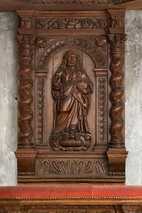 Détail de la cuve : Salvator mundi. © Région Bourgogne-Franche-Comté, Inventaire du patrimoine