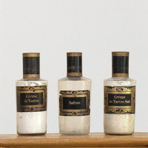 Vue de trois bouteilles. © Région Bourgogne-Franche-Comté, Inventaire du patrimoine