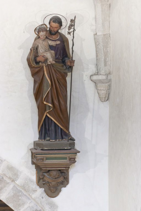 Statue de saint Joseph et l'Enfant Jésus : vue d'ensemble. © Région Bourgogne-Franche-Comté, Inventaire du patrimoine Statue de saint Joseph et l'Enfant Jésus : vue d'ensemble. © Région Bourgogne-Franche-Comté, Inventaire du patrimoine