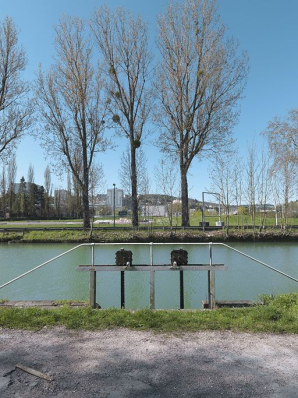 Déversoir du canal dans l'Ouche : vannes. © Région Bourgogne-Franche-Comté, Inventaire du patrimoine