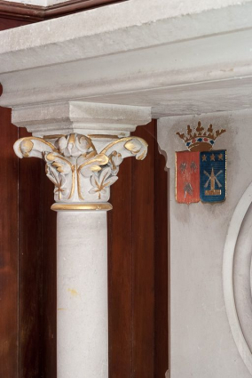 Détail des armoiries. © Région Bourgogne-Franche-Comté, Inventaire du patrimoine Détail des armoiries. © Région Bourgogne-Franche-Comté, Inventaire du patrimoine