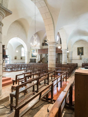 Bancs de la nef et de la chapelle nord. © Région Bourgogne-Franche-Comté, Inventaire du patrimoine