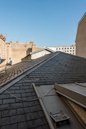 Le toit du cinéma, vu depuis la façade écran. © Région Bourgogne-Franche-Comté, Inventaire du patrimoine