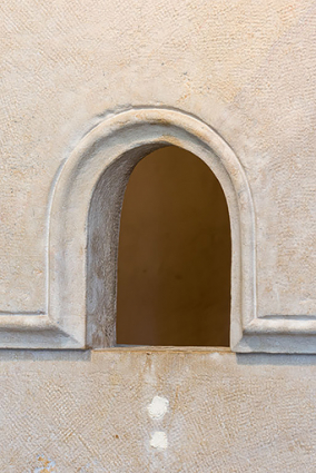 Vestibule : ancien guichet de la partie droite. © Région Bourgogne-Franche-Comté, Inventaire du patrimoine