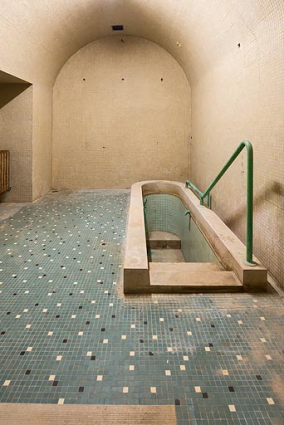 Ancienne cabine de bain, au rez-de-chaussée. © Région Bourgogne-Franche-Comté, Inventaire du patrimoine