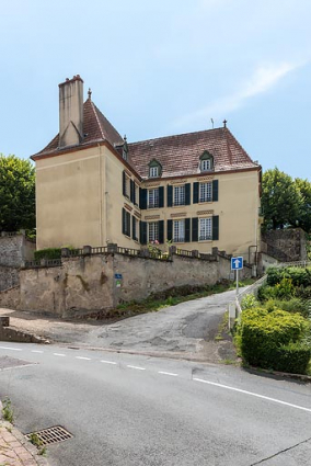 Vue depuis la place d'Aligre. © Région Bourgogne-Franche-Comté, Inventaire du patrimoine