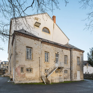 Façade postérieure, de trois quarts gauche. © Région Bourgogne-Franche-Comté, Inventaire du patrimoine