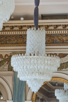 Lustre du foyer. © Région Bourgogne-Franche-Comté, Inventaire du patrimoine