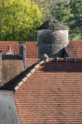 Détail de la tour.  © Région Bourgogne-Franche-Comté, Inventaire du patrimoine
