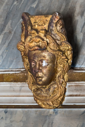 Masque (tête de femme). © Région Bourgogne-Franche-Comté, Inventaire du patrimoine