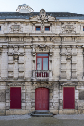 Façade latérale gauche : travées centrales. © Région Bourgogne-Franche-Comté, Inventaire du patrimoine