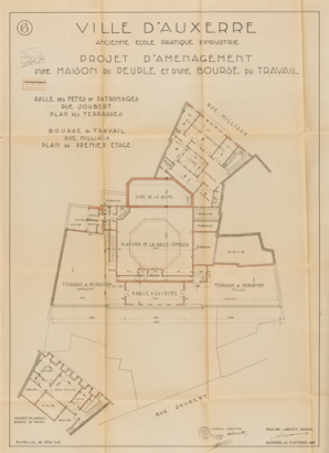 Projet d’aménagement d’une maison du peuple et d’une bourse du travail. 6. Salle des fêtes et patronages rue Joubert, plan des terrasses. Bourse du travail rue Milliaux, plan du premier étage. 5 octobre 1936. © Région Bourgogne-Franche-Comté, Inventaire du patrimoine Projet d’aménagement d’une maison du peuple et d’une bourse du travail. 6. Salle des fêtes et patronages rue Joubert, plan des terrasses. Bourse du travail rue Milliaux, plan du premier étage. 5 octobre 1936. © Région Bourgogne-Franche-Comté, Inventaire du patrimoine