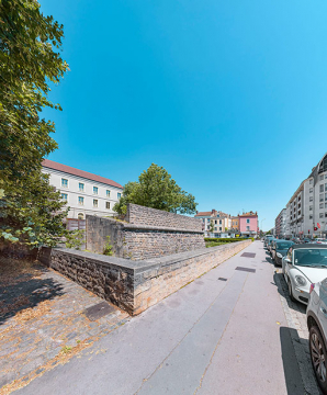 Le bastion, vu depuis la rue de Belfort. © Région Bourgogne-Franche-Comté, Inventaire du patrimoine