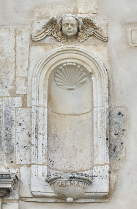 Détail de la niche portant l'inscription de saint Germain. © Région Bourgogne-Franche-Comté, Inventaire du patrimoine Détail de la niche portant l'inscription de saint Germain. © Région Bourgogne-Franche-Comté, Inventaire du patrimoine