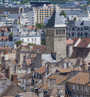 La tour Saint-Nicolas, vue prise de la tour Philippe Le Bon.  © Région Bourgogne-Franche-Comté, Inventaire du patrimoine