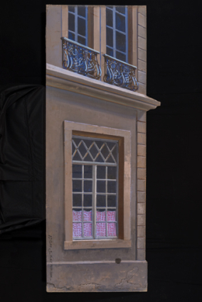 Place publique : châssis du 1er plan, côté jardin. © Région Bourgogne-Franche-Comté, Inventaire du patrimoine