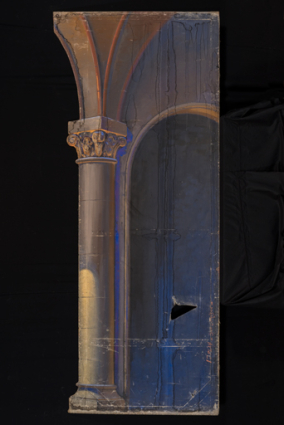 Décor de prison - église : châssis du 1er plan, côté cour. © Région Bourgogne-Franche-Comté, Inventaire du patrimoine