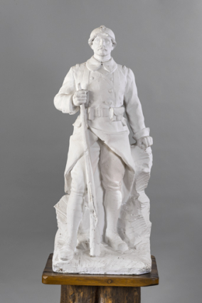 Statue de Poilu : vue de face. © Région Bourgogne-Franche-Comté, Inventaire du patrimoine