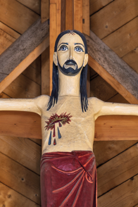 Christ sur la croix. Détail du buste. © Région Bourgogne-Franche-Comté, Inventaire du patrimoine