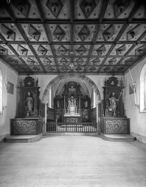 Vue de la nef et du choeur. © Région Bourgogne-Franche-Comté, Inventaire du patrimoine
