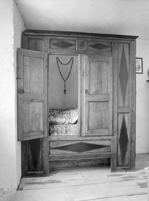 Lit clos à battants. © Région Bourgogne-Franche-Comté, Inventaire du patrimoine