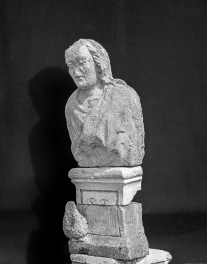 Saint Jean, vue de trois quarts avant gauche. © Région Bourgogne-Franche-Comté, Inventaire du patrimoine