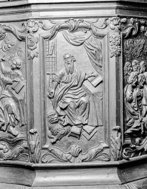 2e panneau de la cuve : saint Marc. © Région Bourgogne-Franche-Comté, Inventaire du patrimoine