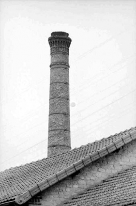 La cheminée en 1979. © Région Bourgogne-Franche-Comté, Inventaire du patrimoine