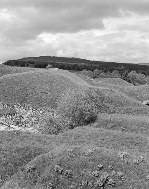 Photo pour le montage de gauche à droite de la vue extérieure du fort. © Région Bourgogne-Franche-Comté, Inventaire du patrimoine