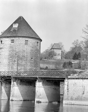 Vue rapprochée. © Région Bourgogne-Franche-Comté, Inventaire du Patrimoine ;  Renaissance du Vieux Besançon