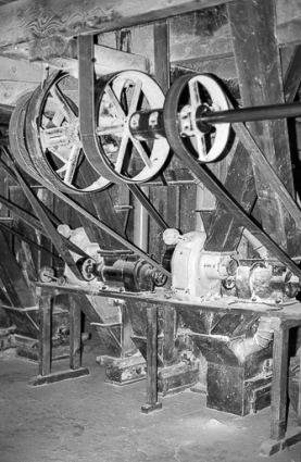 Roues entraînant une turbine. © Région Bourgogne-Franche-Comté, Inventaire du patrimoine