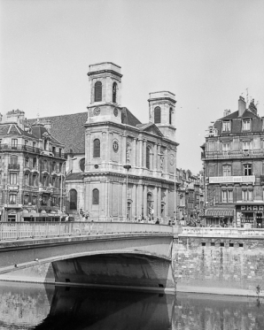 La Madeleine. Vue éloignée. © Région Bourgogne-Franche-Comté, Inventaire du Patrimoine ;  Renaissance du Vieux Besançon