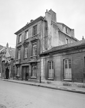 Façade sur rue. © Région Bourgogne-Franche-Comté, Inventaire du Patrimoine ;  Renaissance du Vieux Besançon