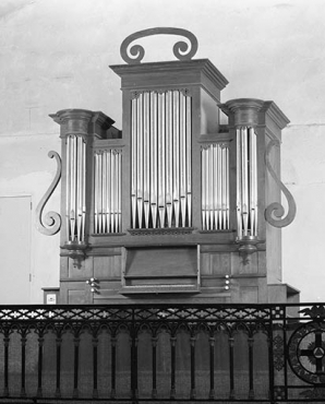 Vue générale de trois quarts droit. © Région Bourgogne-Franche-Comté, Inventaire du patrimoine