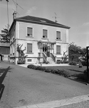 Vue d'ensemble, de trois quarts gauche. © Région Bourgogne-Franche-Comté, Inventaire du patrimoine