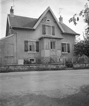 Vue d'ensemble, de trois quarts gauche. © Région Bourgogne-Franche-Comté, Inventaire du patrimoine